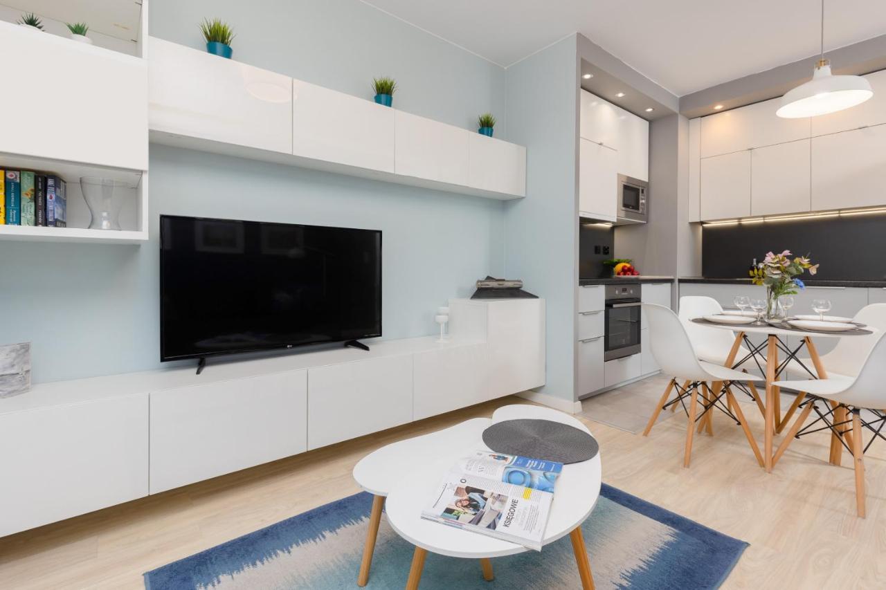 Warsaw Sokolowska One Bedroom Apartament By Noclegi Renters Bagian luar foto